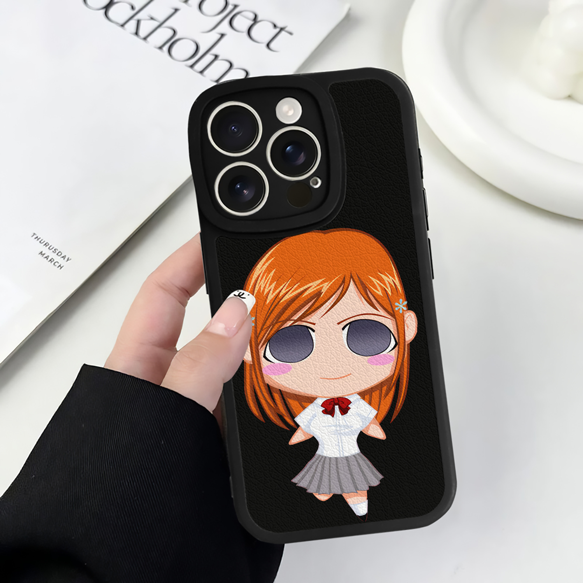 （画像用） ブリーチ 井上織姫（いのうえおりひめ） BLEACH Inoue Orihime 【iPhone 16シリーズ対応】シリコンスマホケース（レザー調） 材質：シリコン